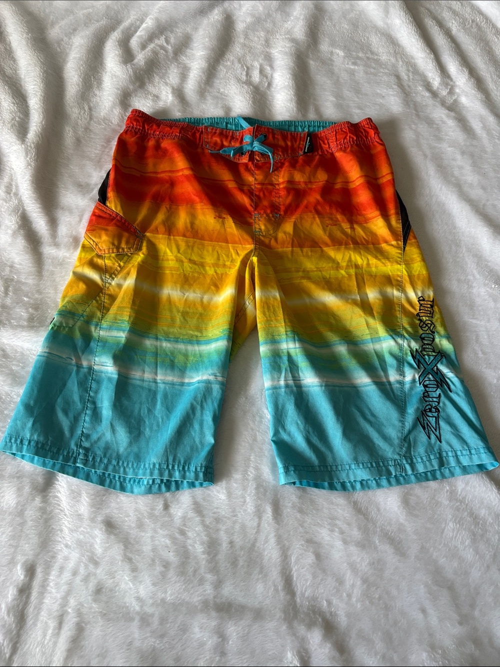ZeroXposur Men’s Gradient Stripe Swim Shorts